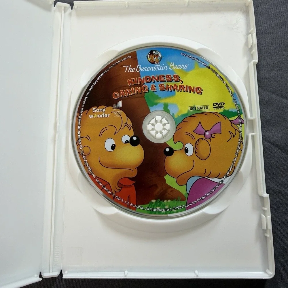 The Berenstain Bears - Kindness, Caring And Sharing (DVD, 2009) - Picture 2 of 3